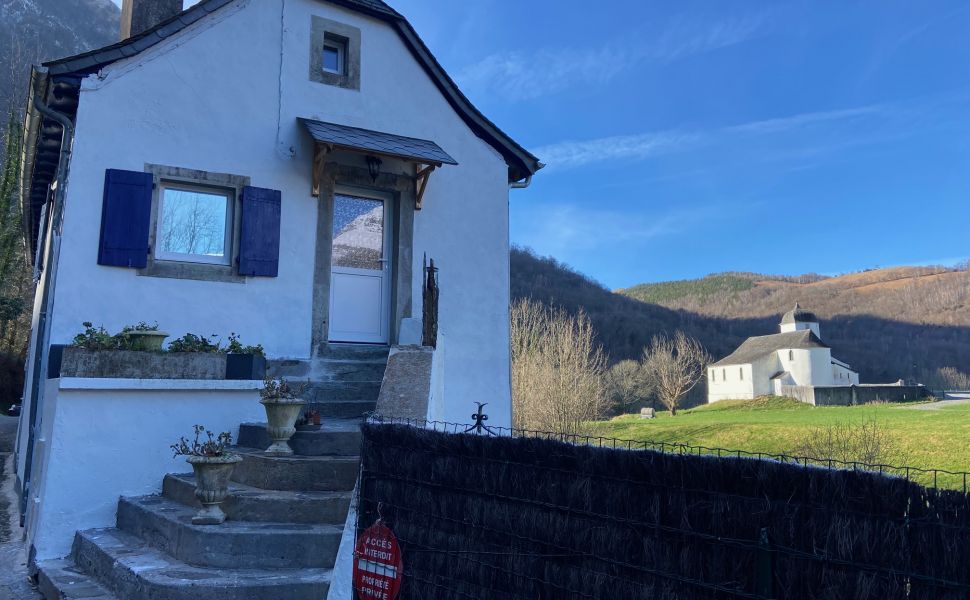 Charmante Maison dans les Pyrenees avec Chalet et Spa, Clé en Mains